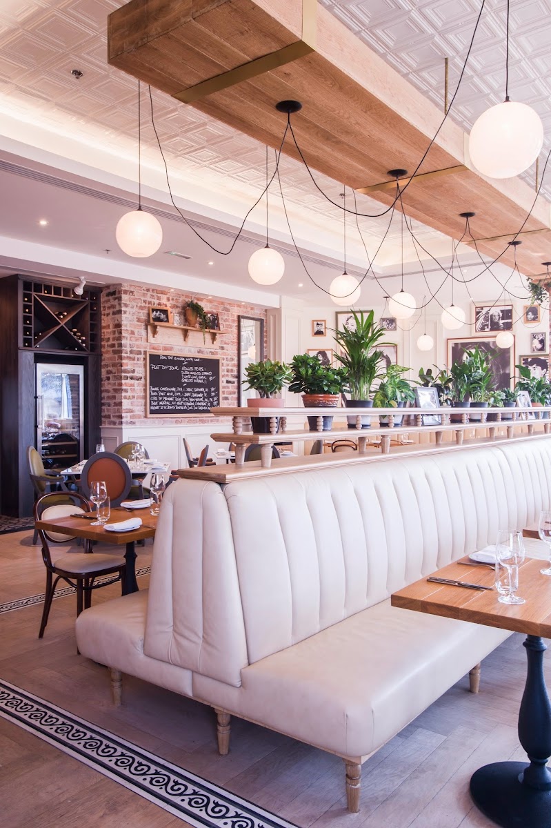 St Tropez Bistro